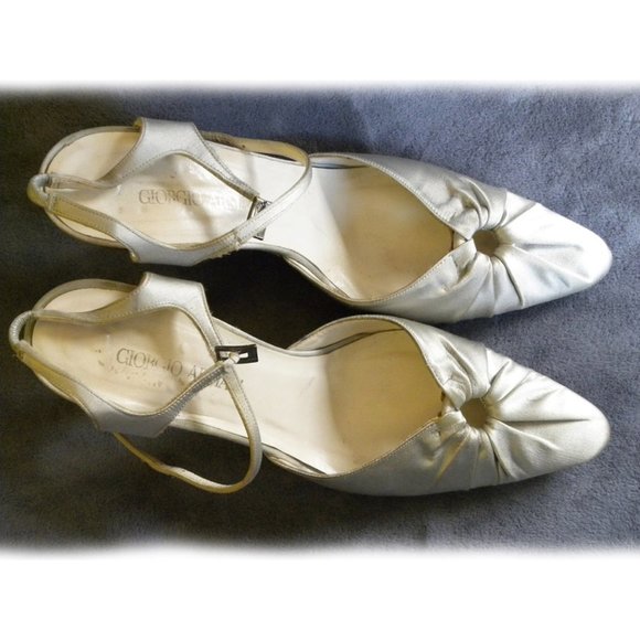 Giorgio Armani - Picture 2 of 7